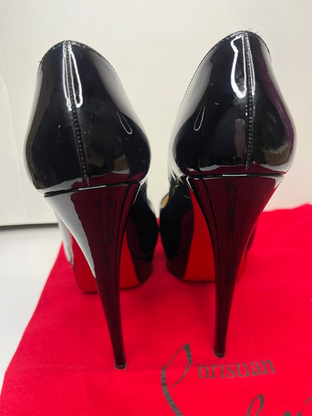 SZ 37 Christian Louboutin Black Patent Leather Peep-Toe Platform Pumps - Picture 5 of 15